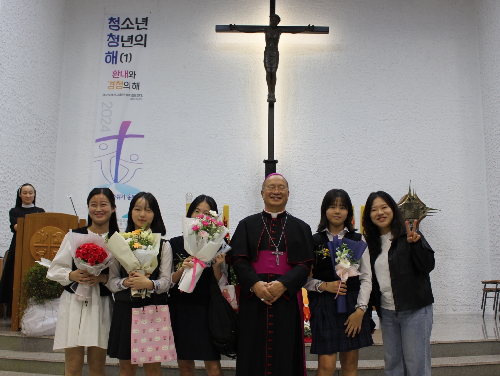 2410274 견진성사 개인사진 (24)[1].JPG