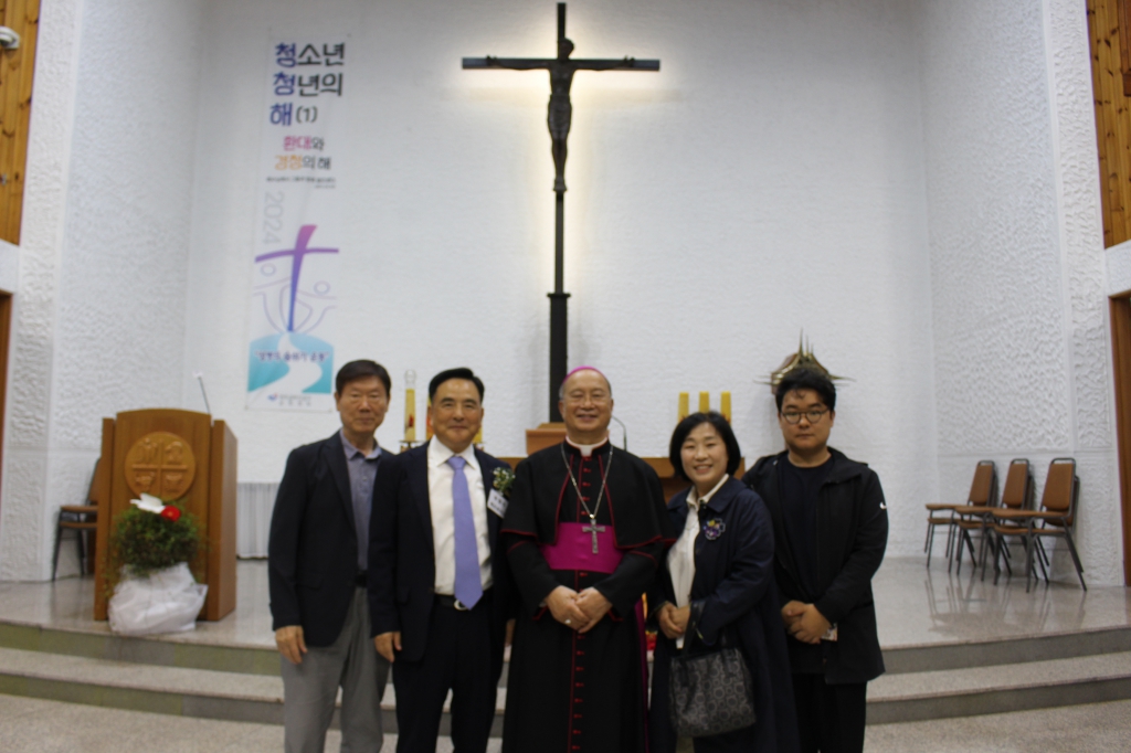 2410274 견진성사 개인사진 (7).JPG