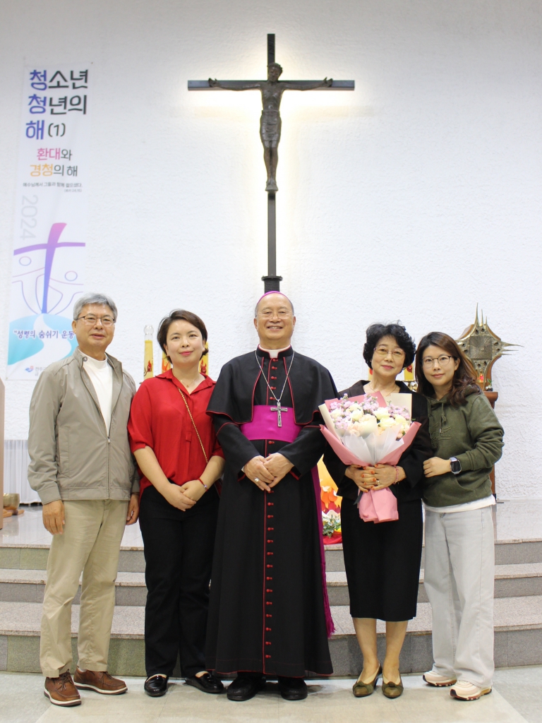 2410274 견진성사 개인사진 (28)[1].JPG