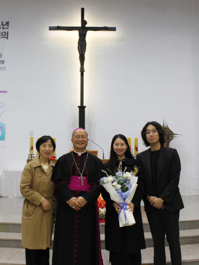 2410274 견진성사 개인사진 (16)[1].JPG