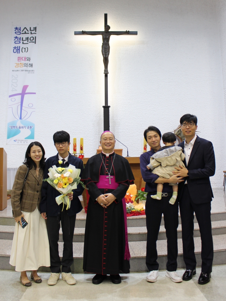 2410274 견진성사 개인사진 (15)[1].JPG