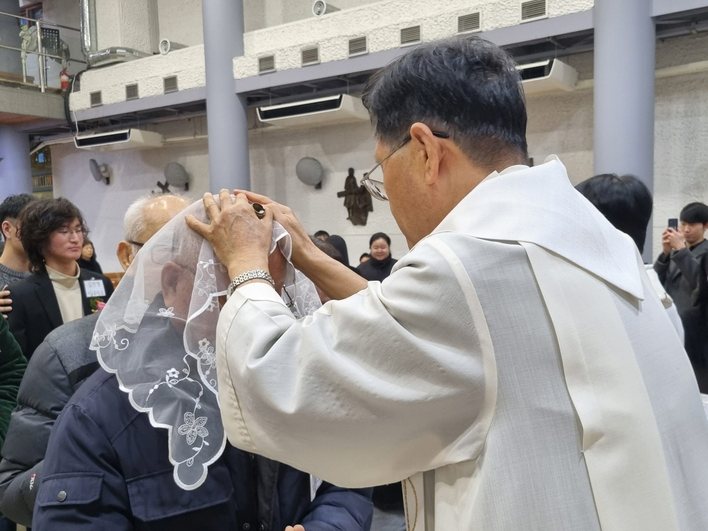 251225 세례식_스마트폰 (13).jpg