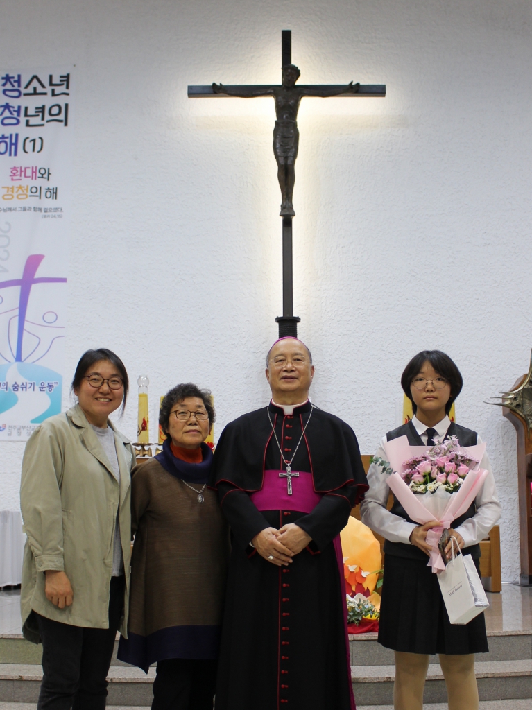 2410274 견진성사 개인사진 (31)[1].JPG