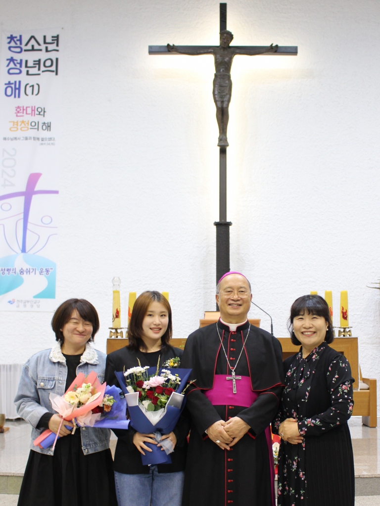 2410274 견진성사 개인사진 (45)[1].JPG