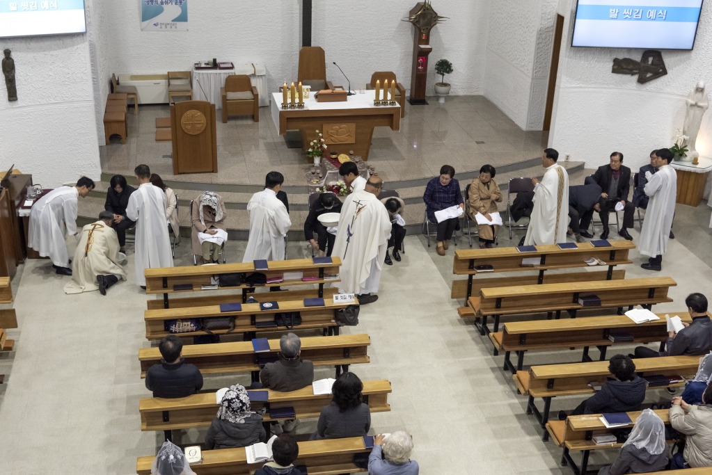 240328_세족식H020ps.jpg