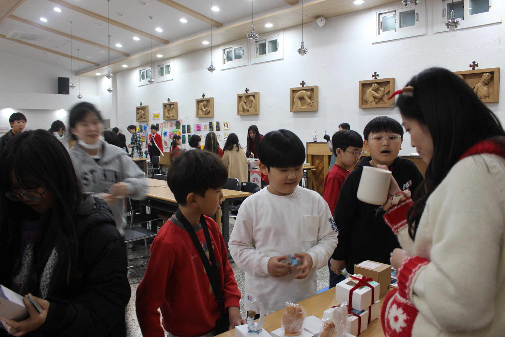 251220 성탄제_은총시장 (10).JPG