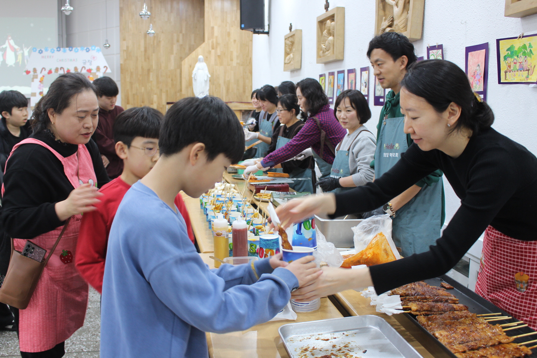 251220 성탄제_은총시장 (5).JPG