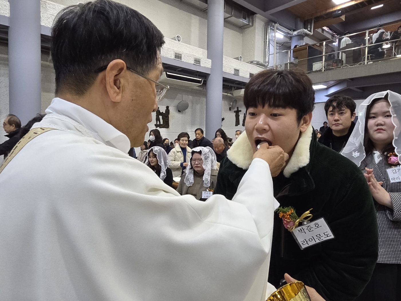 251225 성탄대축일 낮미사_첫영성체 (20).jpg