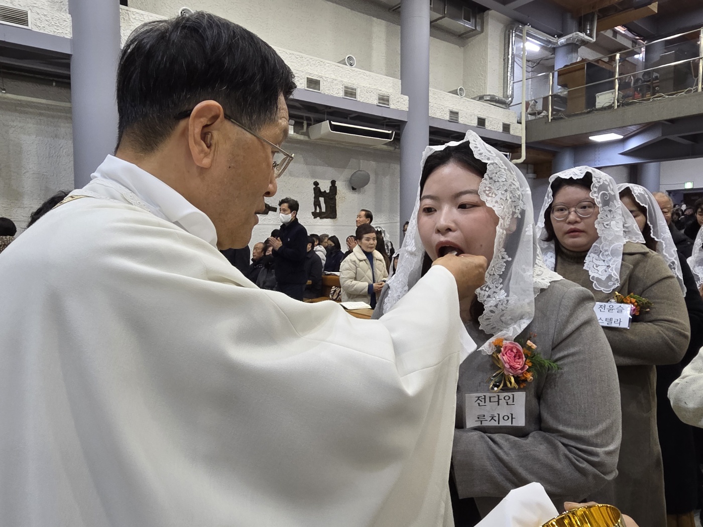 251225 성탄대축일 낮미사_첫영성체 (31).jpg