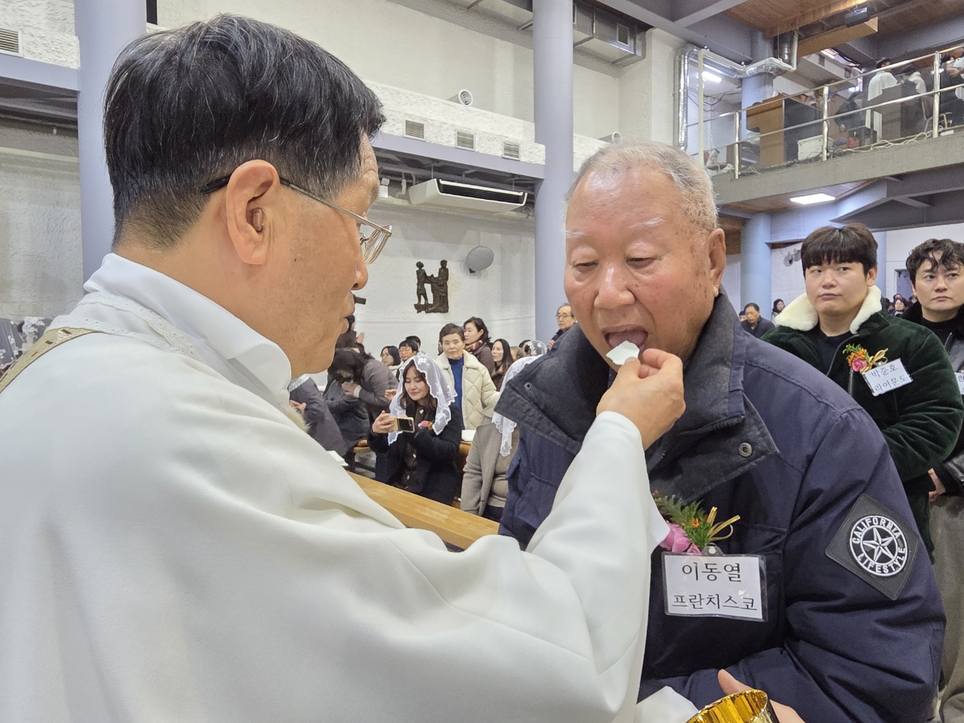 251225 성탄대축일 낮미사_첫영성체 (22).jpg