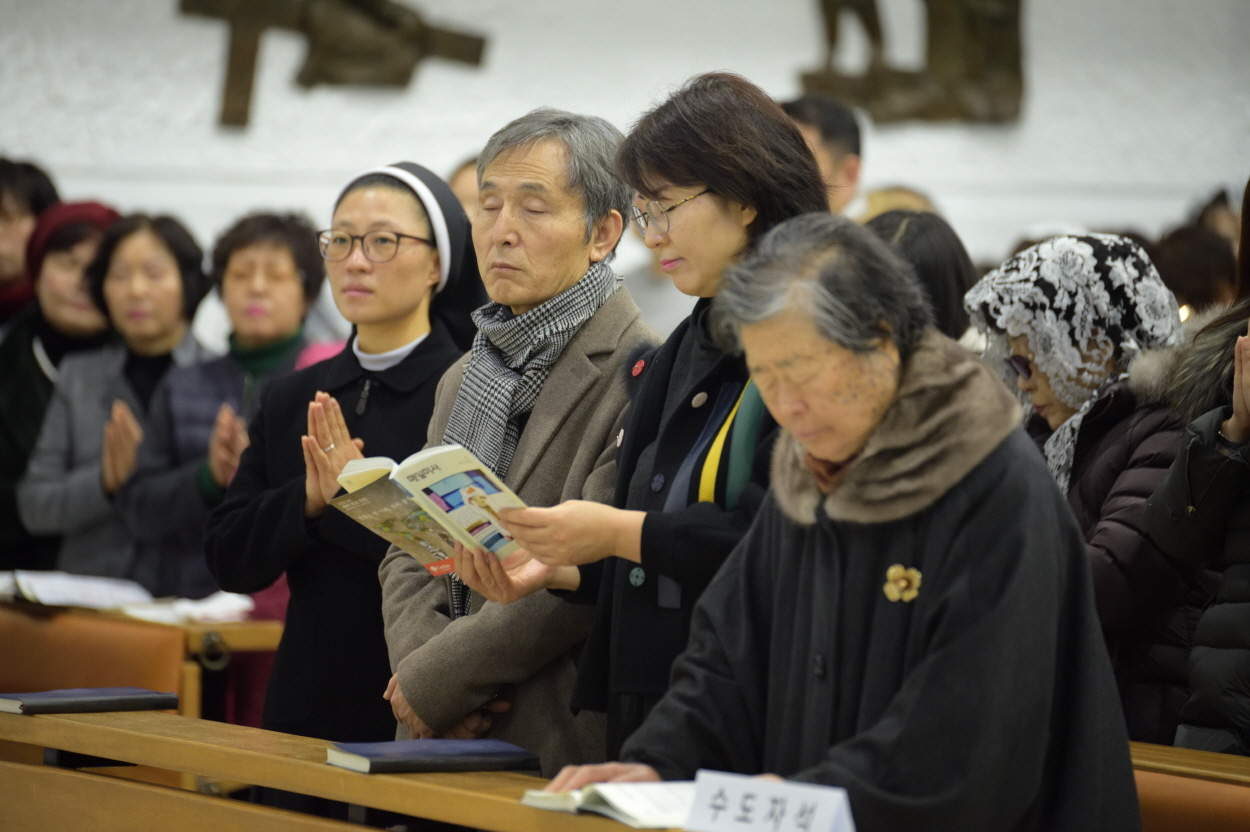 [크기변환]리차드신부님첫미사_20200119_036.jpg