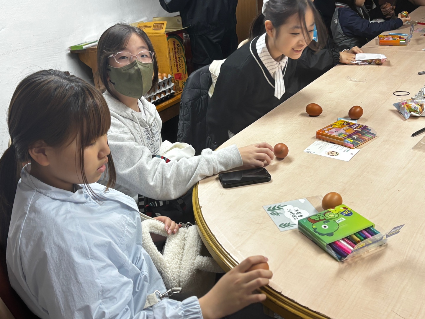 1745722204778-11.jpg