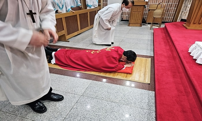 2023성금요일_700x420.jpg