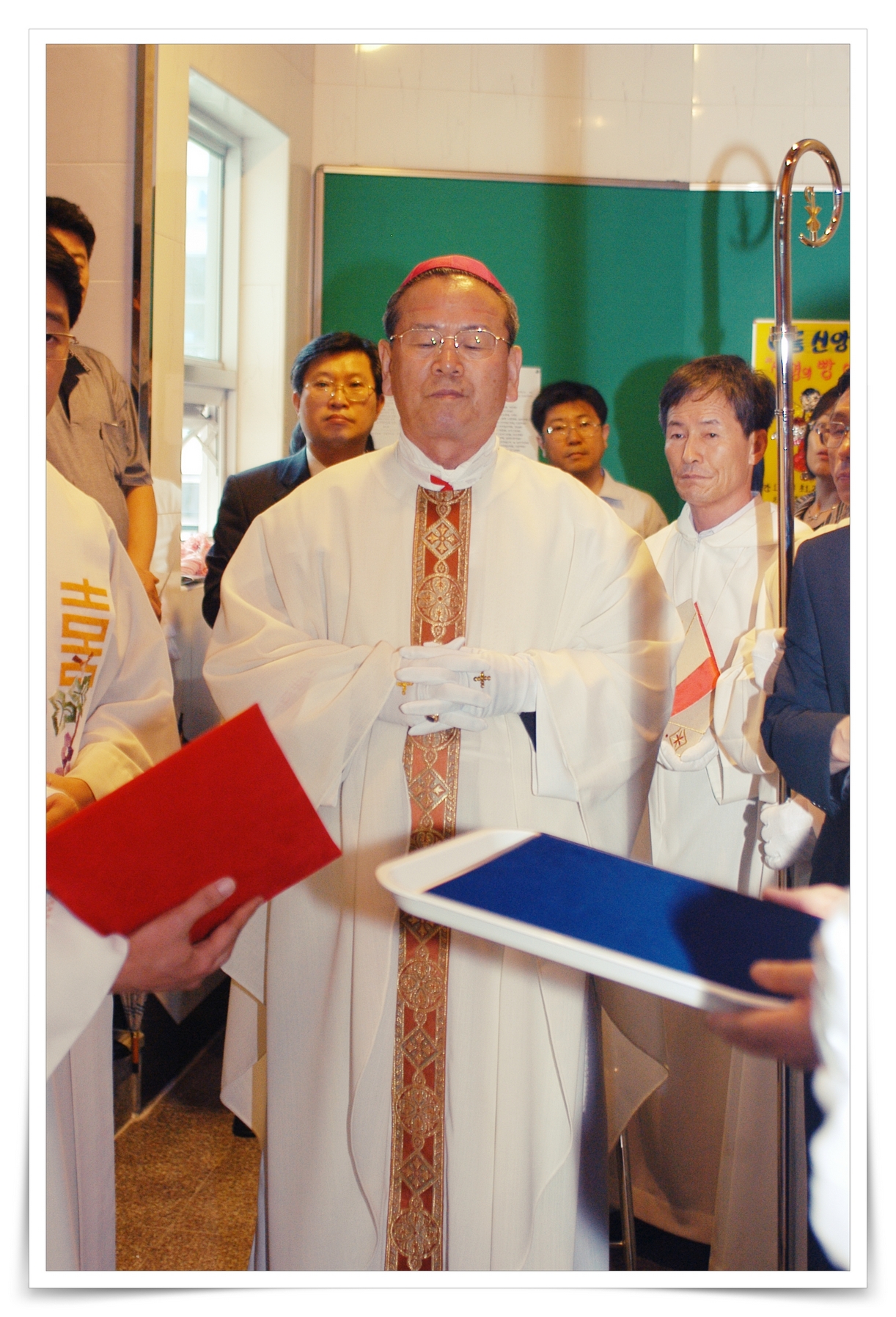 050627-1대천성당축복식048.JPG