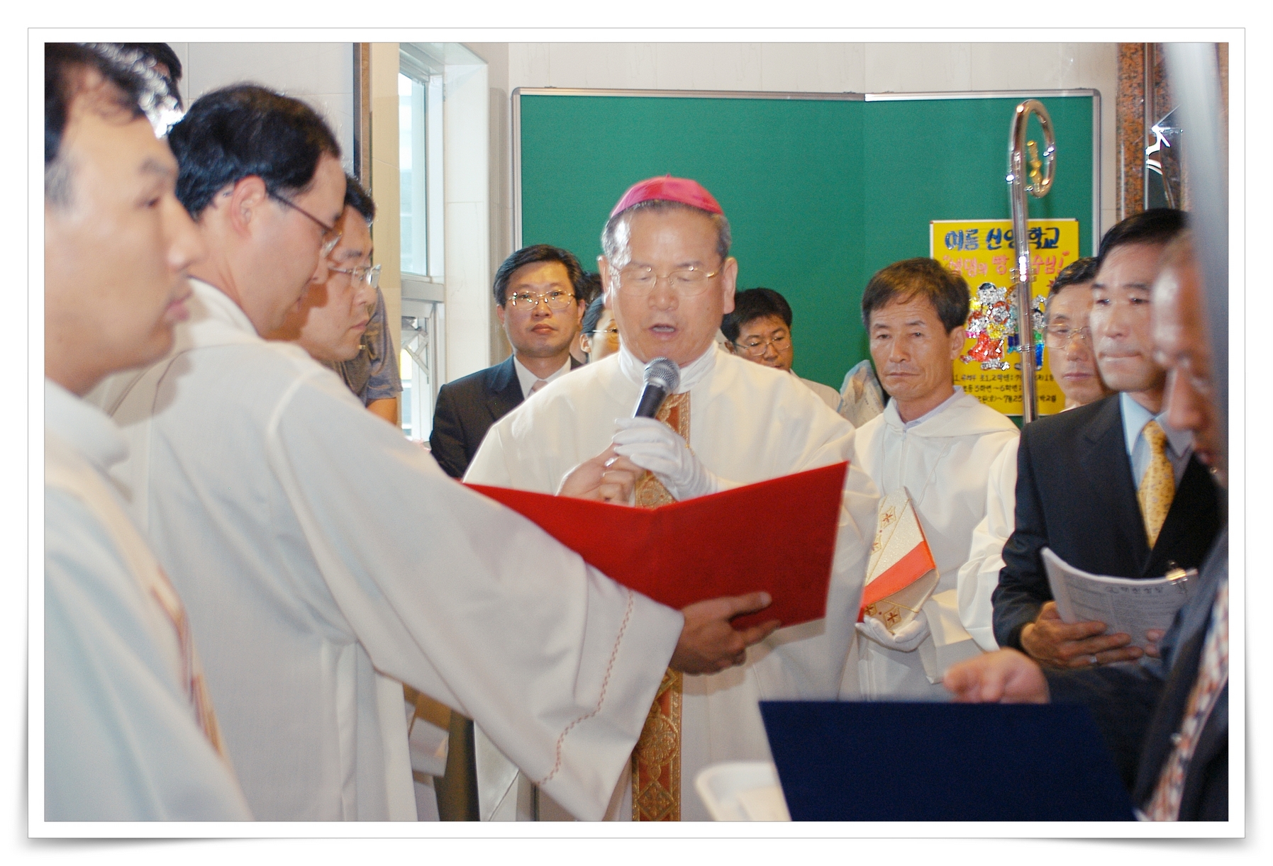 050627-1대천성당축복식049.JPG