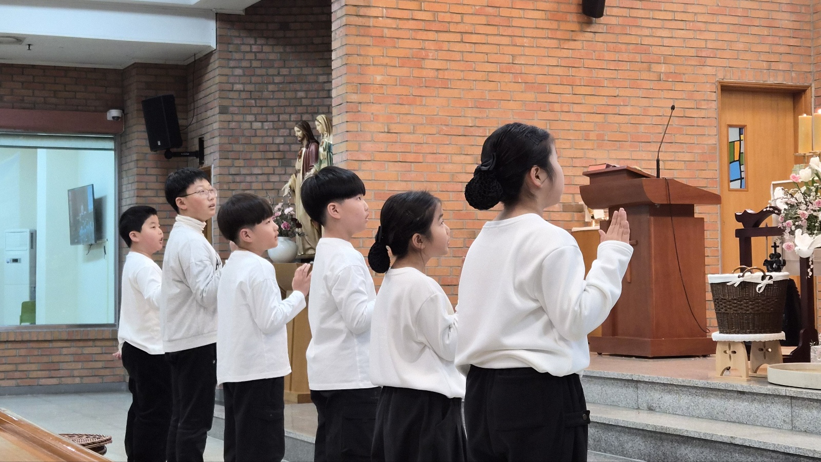 청소년 복사단 입단식.jpg