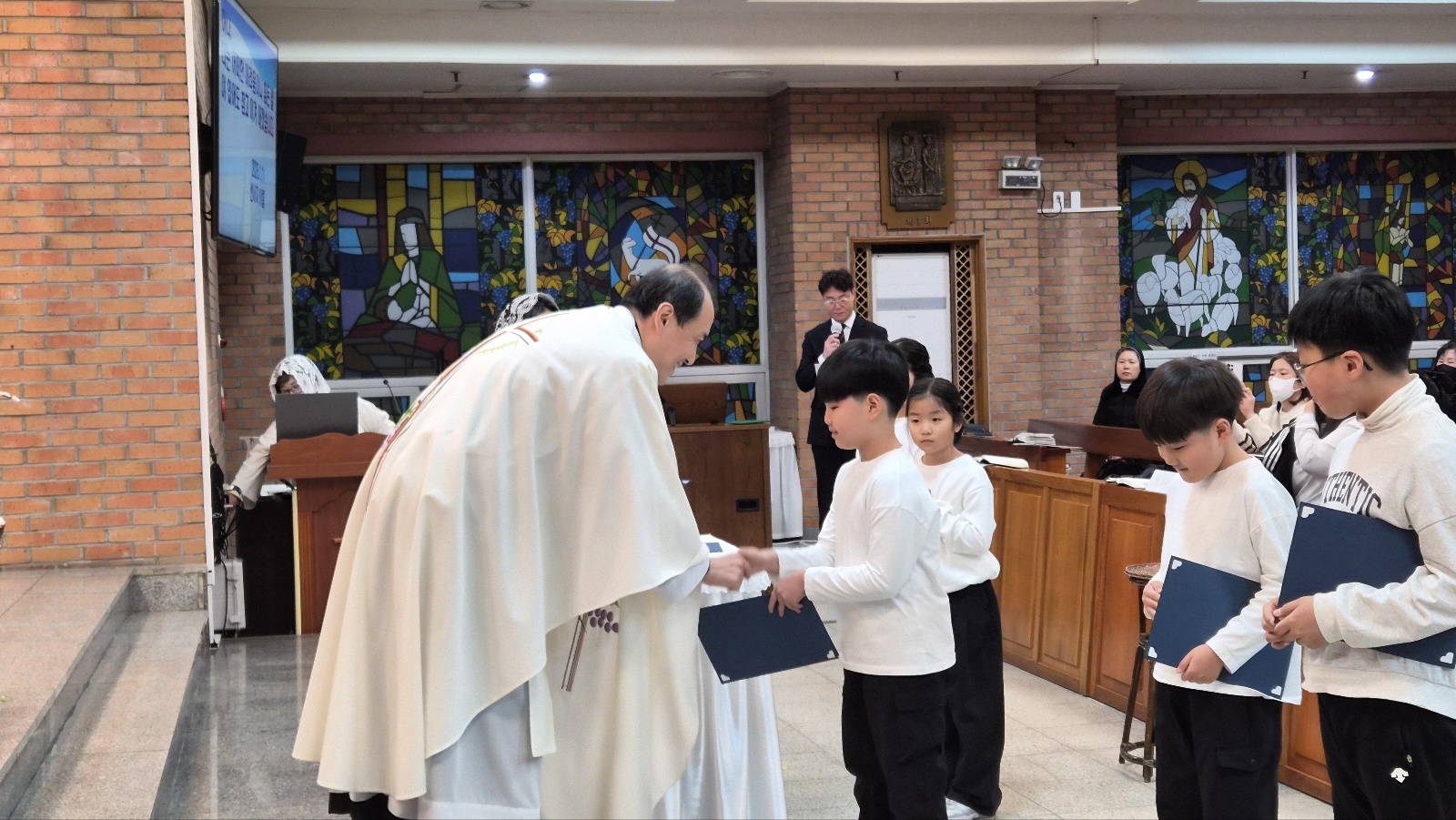 청소년 복사단 입단식 3.jpg