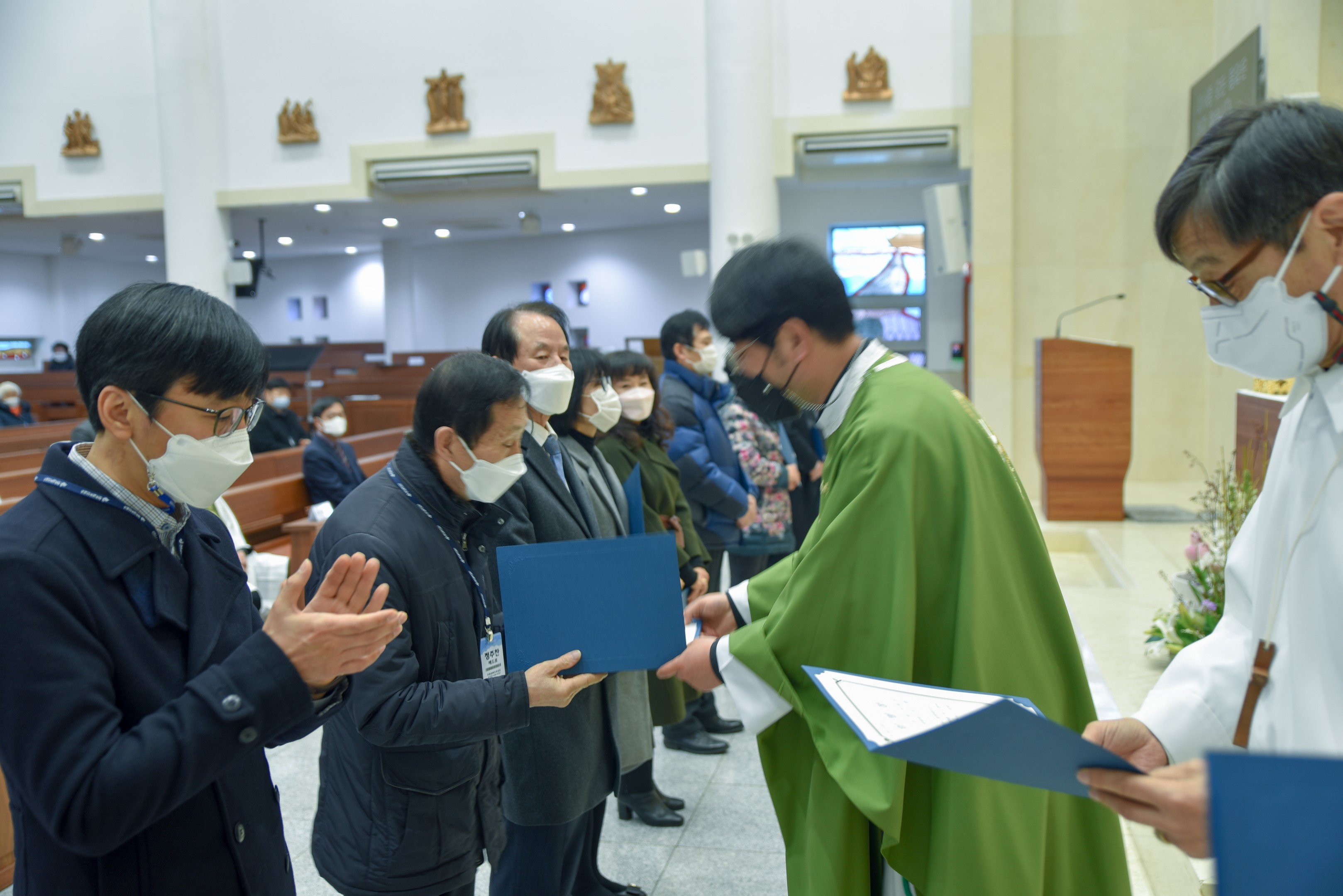 임명장수여 및 정기총회50.jpg