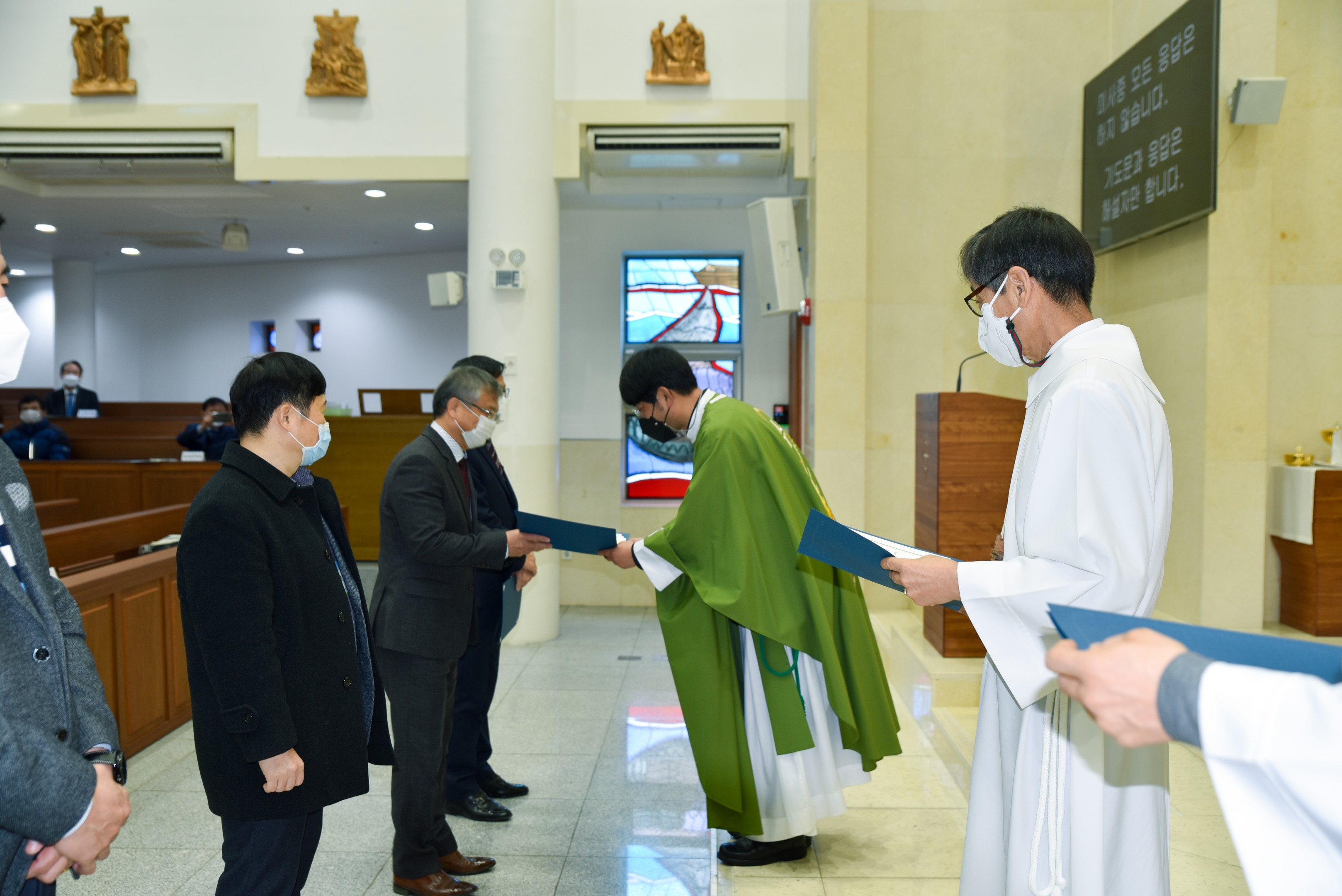 임명장수여 및 정기총회19.jpg