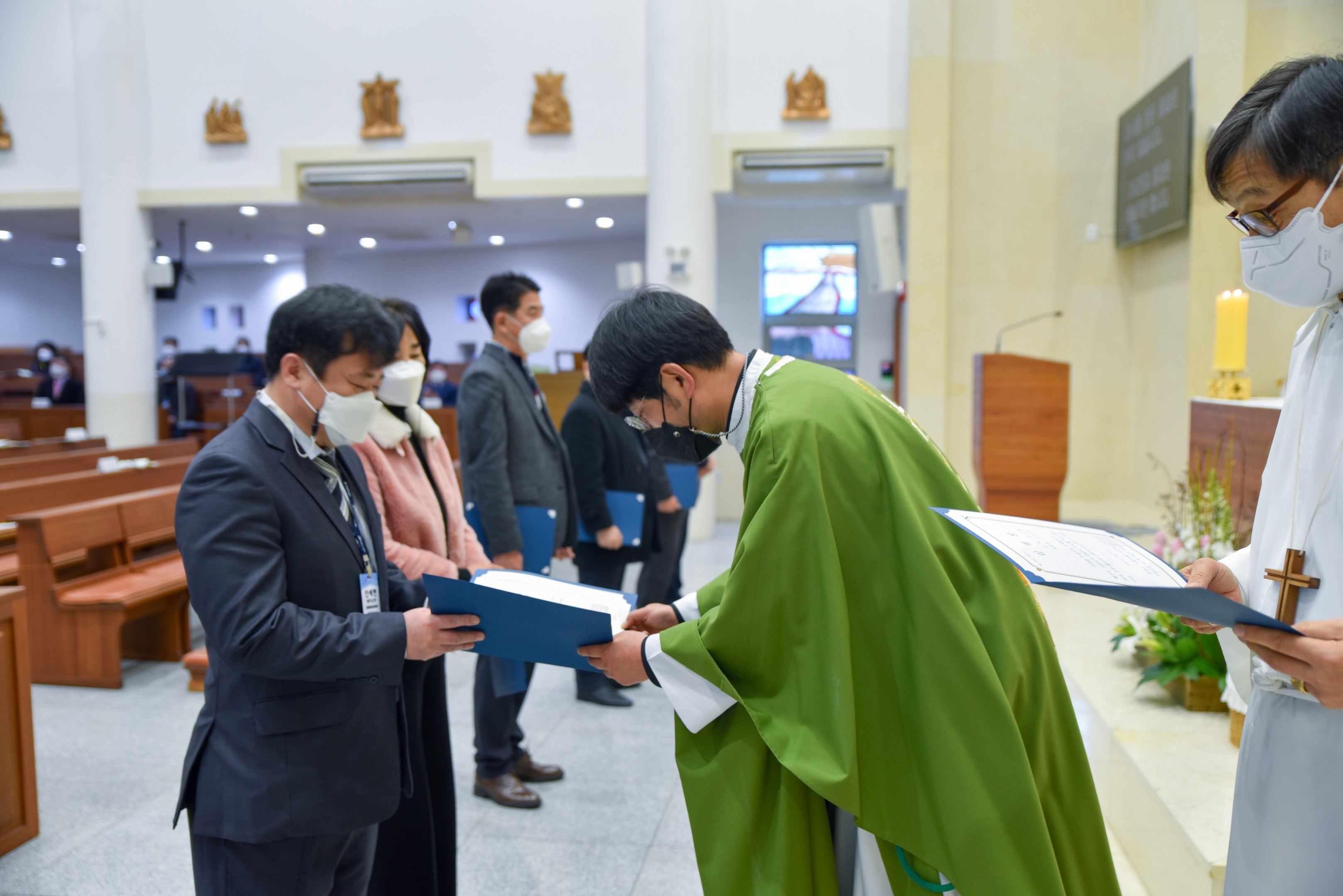 임명장수여 및 정기총회27.jpg