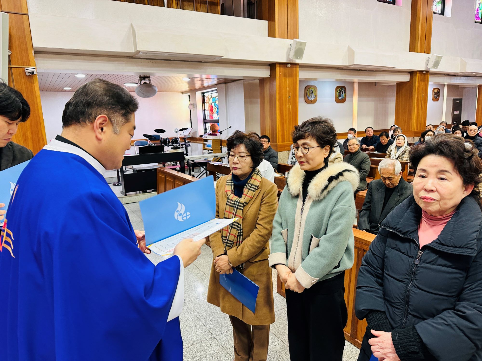0303소공동체봉사자근속상09.jpg
