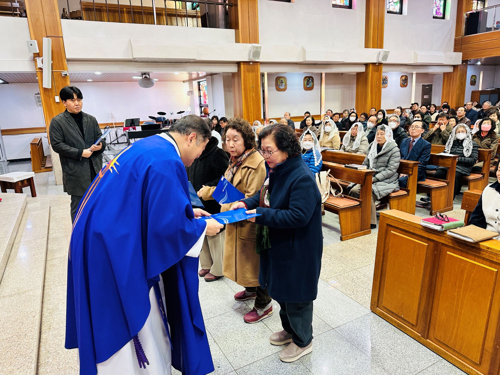 0303소공동체봉사자근속상03.jpg