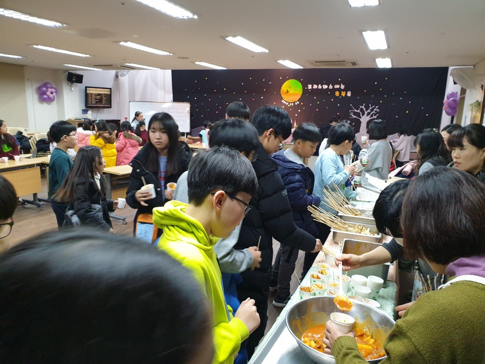 2019-12-21 주일학교 성탄맞이 행사 (43).jpg