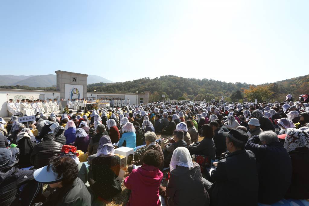 20181102위령의날미사(양산)087.JPG