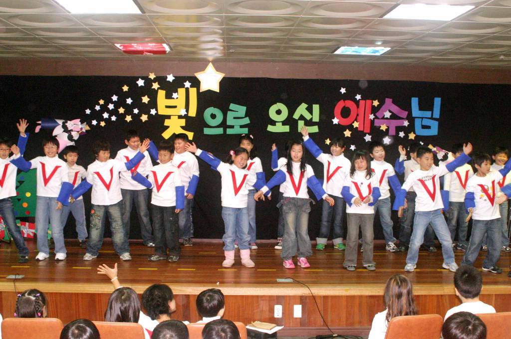 2007.12.24 주일학교성탄예술제 (5).JPG