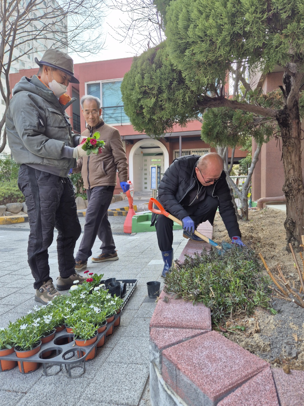 KakaoTalk_20250310_214043399_03.jpg