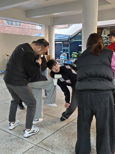 1621 1764542793546.jpg