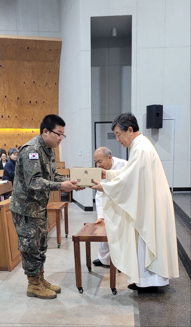 KakaoTalk_20250420_133835662_03.jpg