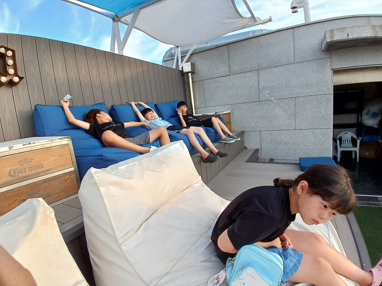 다운로드 (16).jpg