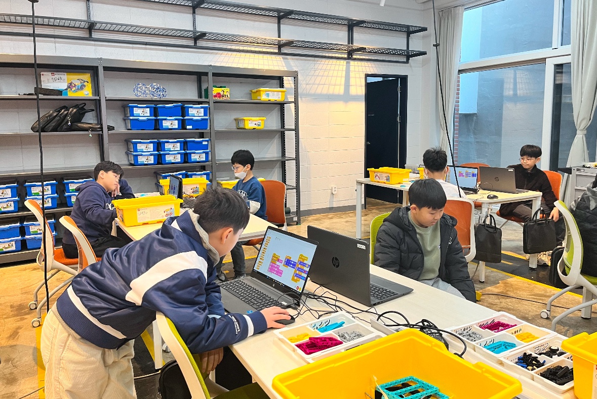KakaoTalk_20241211_222159527_05.jpg