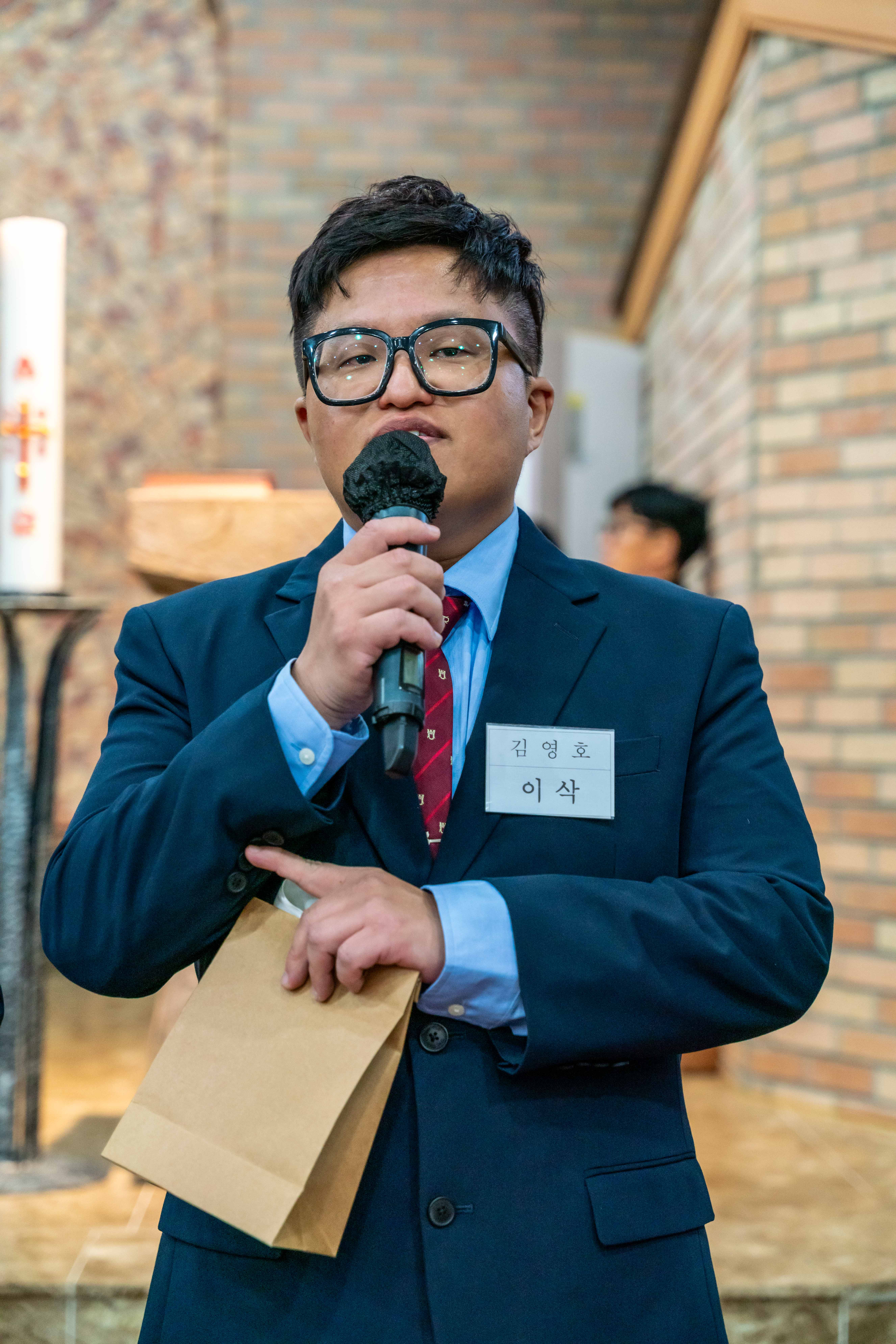 LEE02981.jpg