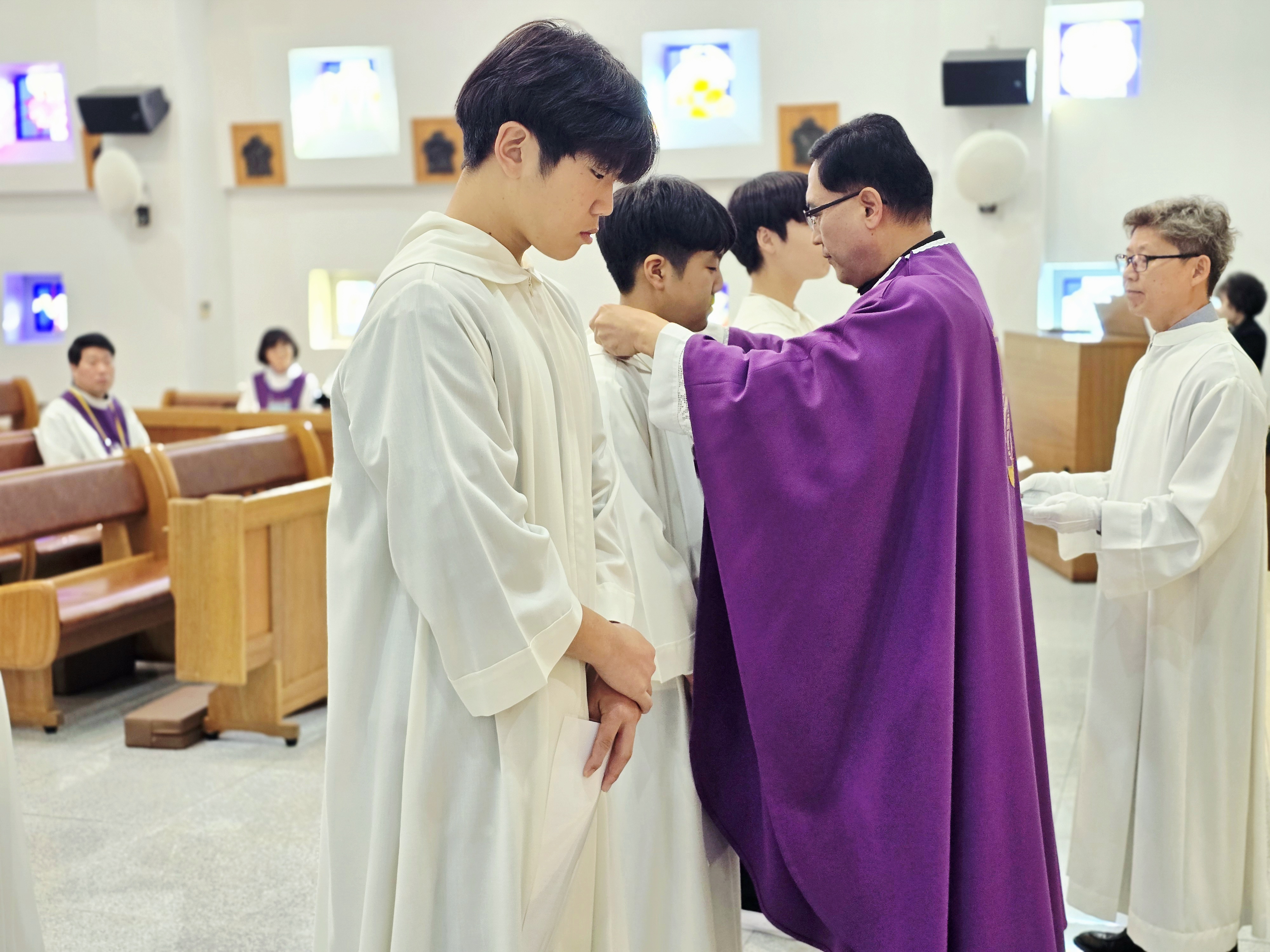 20251130-마르첼리노 복사단 입단식 (10).JPG