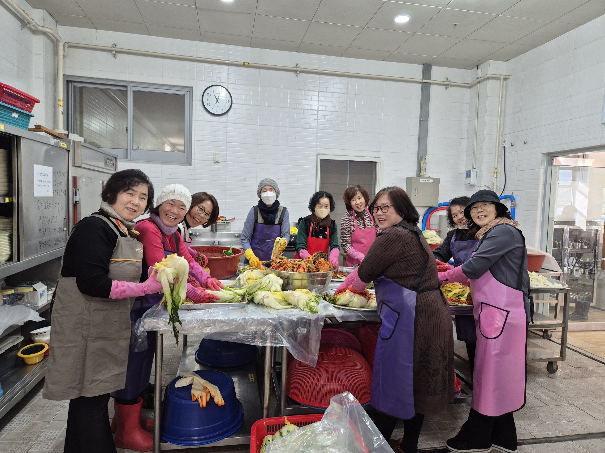 20251206-연지성당 김장하는 날 (6).JPG