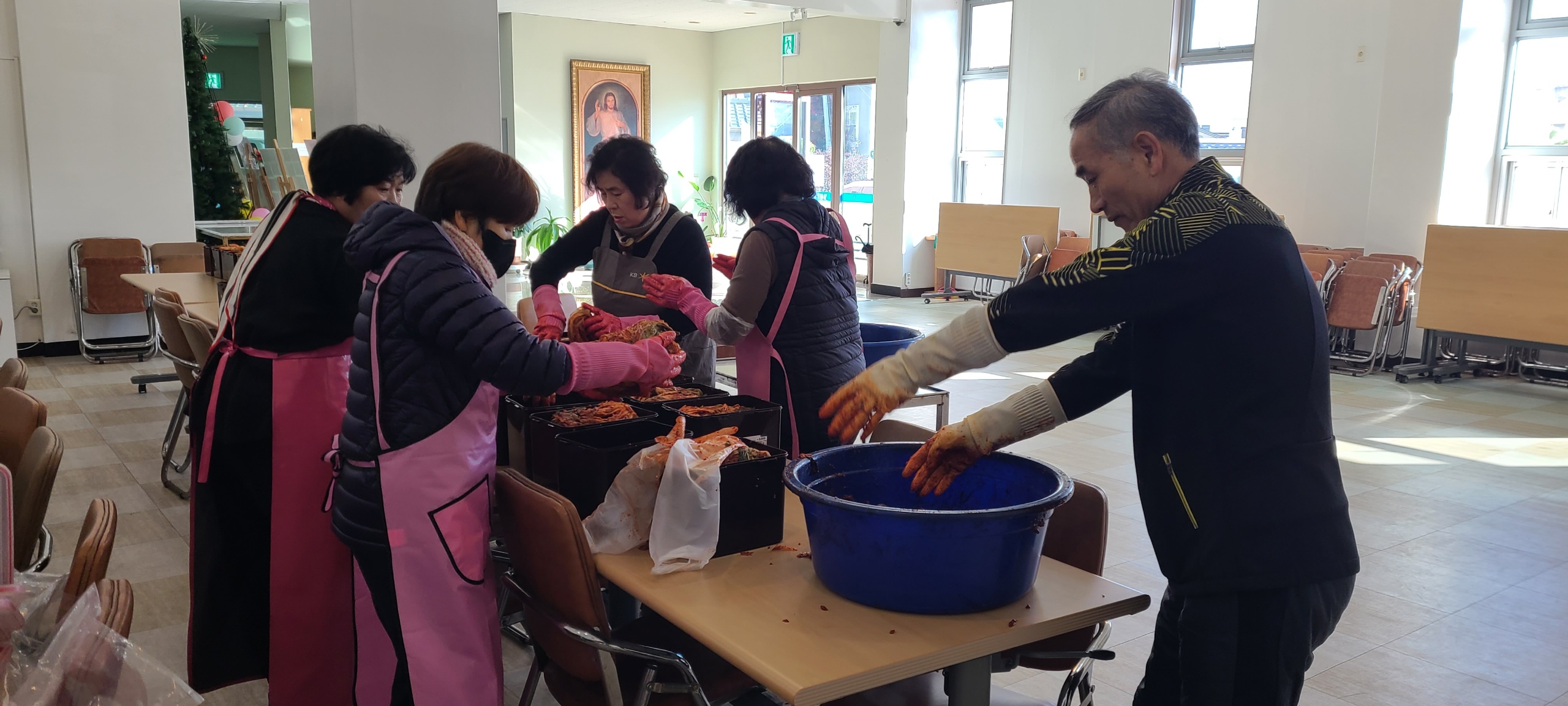 20251206-연지성당 김장하는 날 (5).JPG