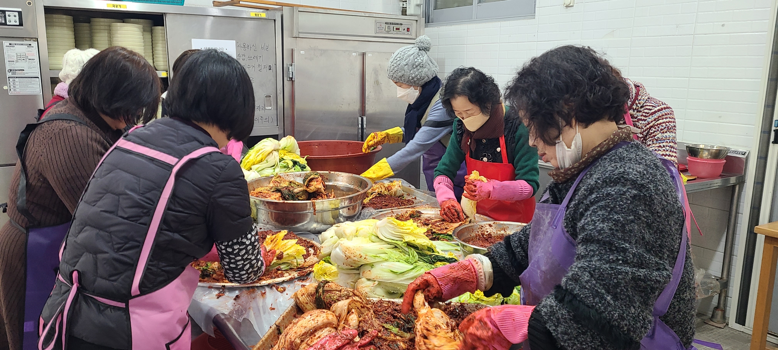 20251206-연지성당 김장하는 날 (4).JPG