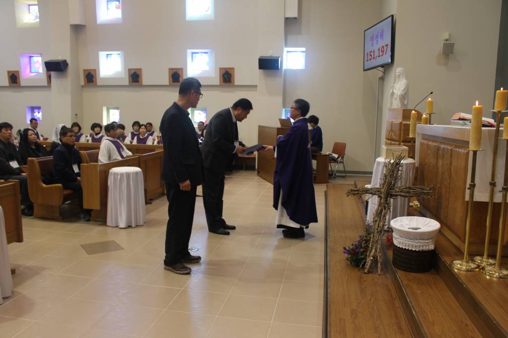 20190324-성체 분배 수료증 수여식 (5).JPG