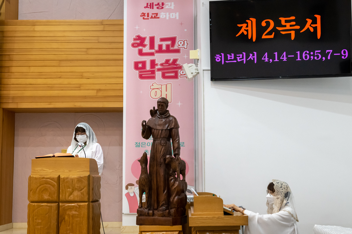 20230407-주님 수난 성 금요일 (11).JPG