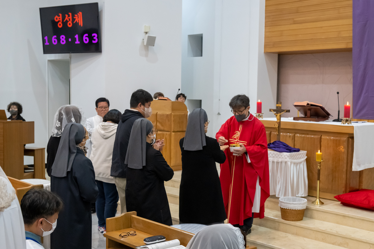 20230407-주님 수난 성 금요일 (2).JPG