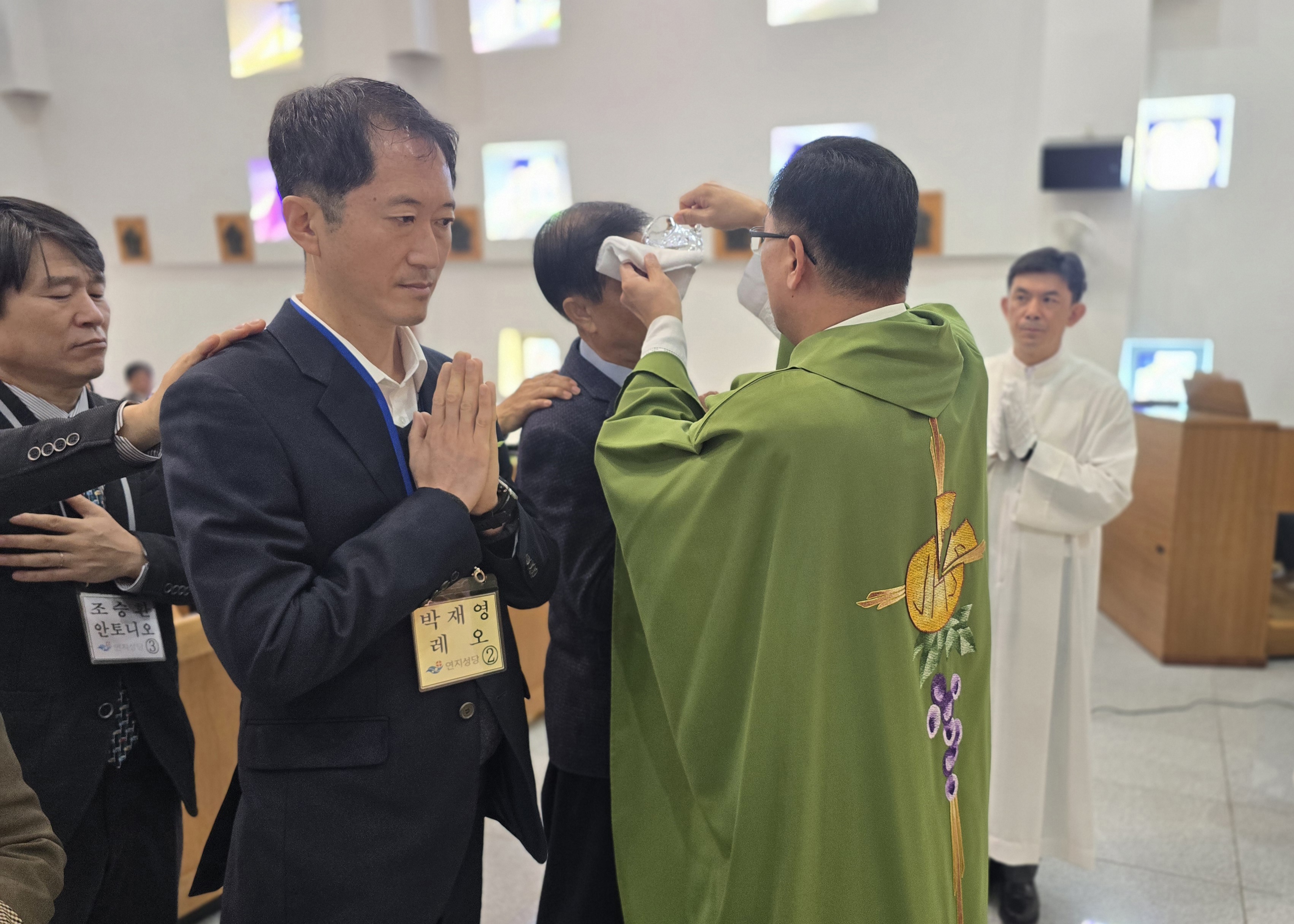 20251102-세례식 (4).JPG
