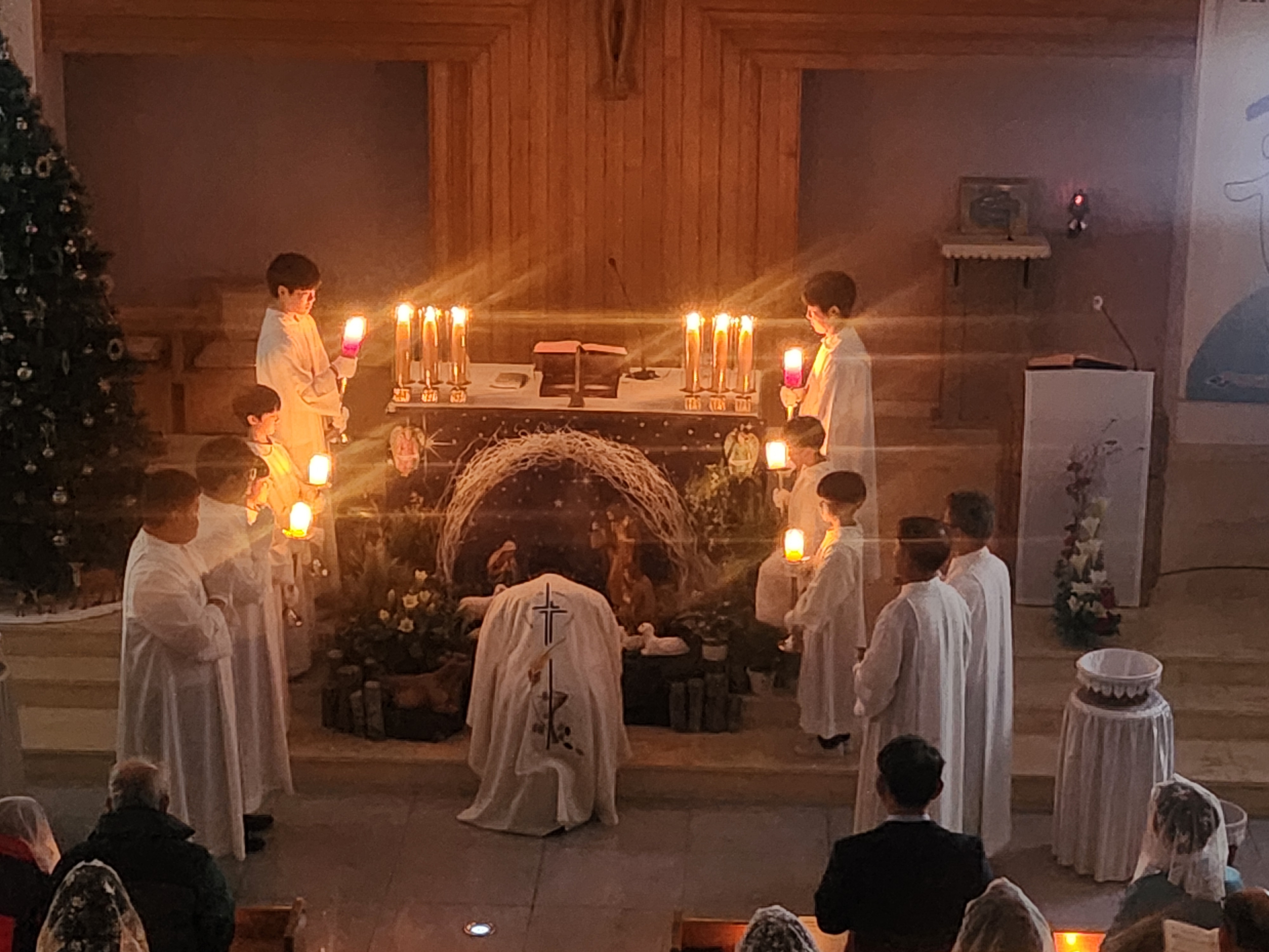 20251224-주님 성탄 대축일 밤 미사 (16).JPG