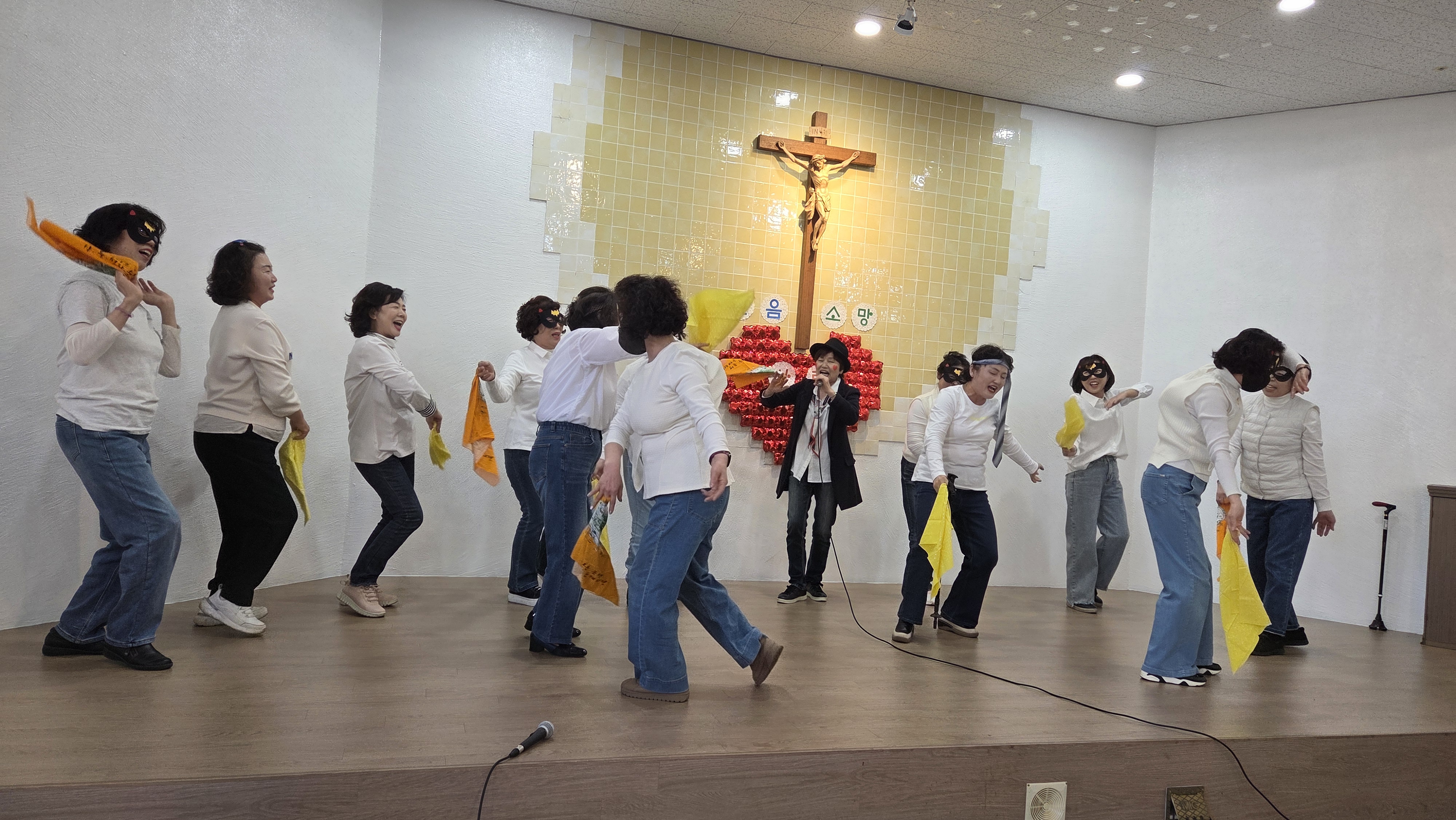 20251116-꾸리아 연차 총 친목회 (2).JPG