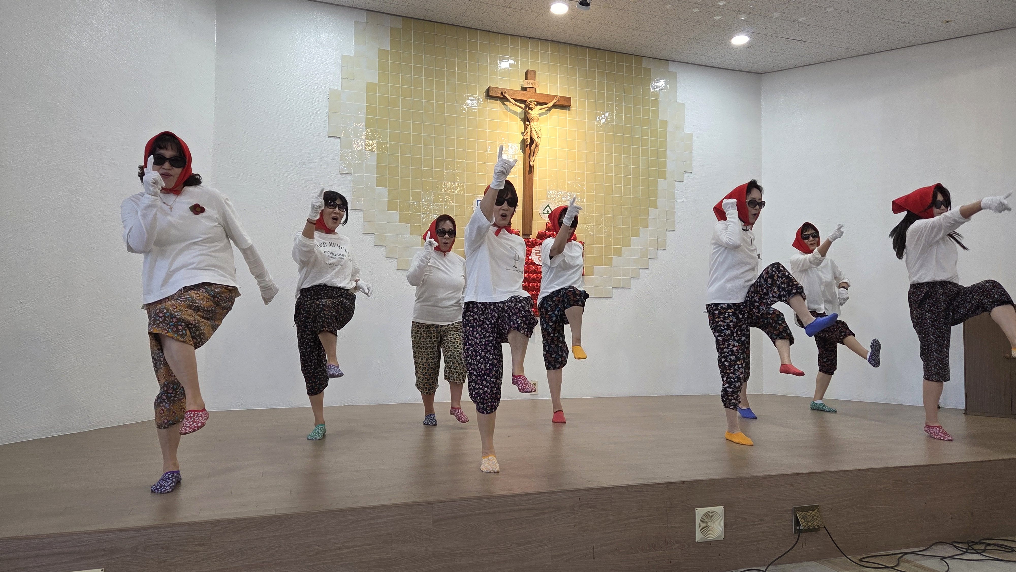 20251116-꾸리아 연차 총 친목회 (7).JPG