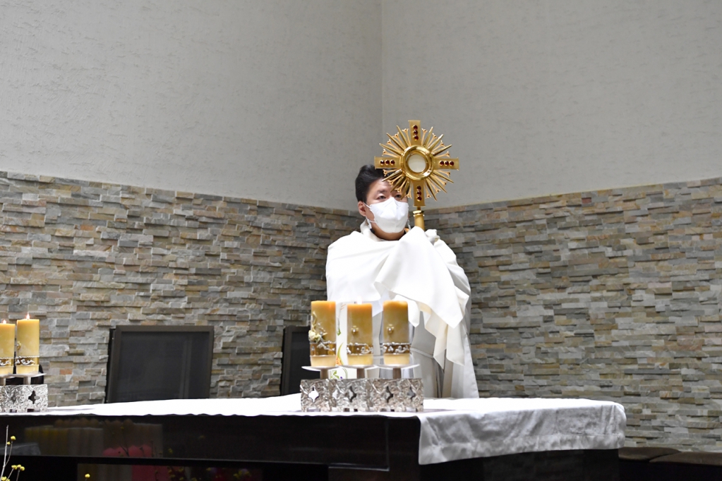 DSC_8220f.jpg