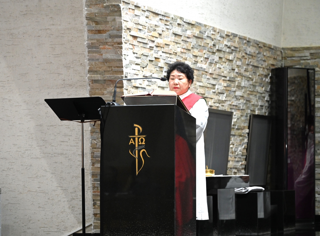 2025년 4월18일-성금요일2독서.JPG