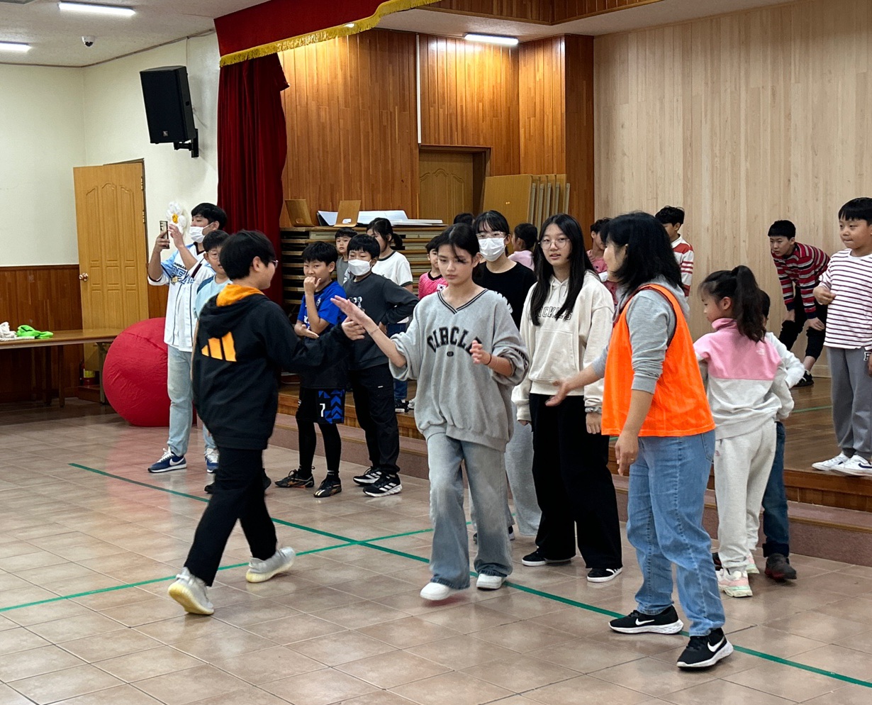 1731207702683-16.jpg
