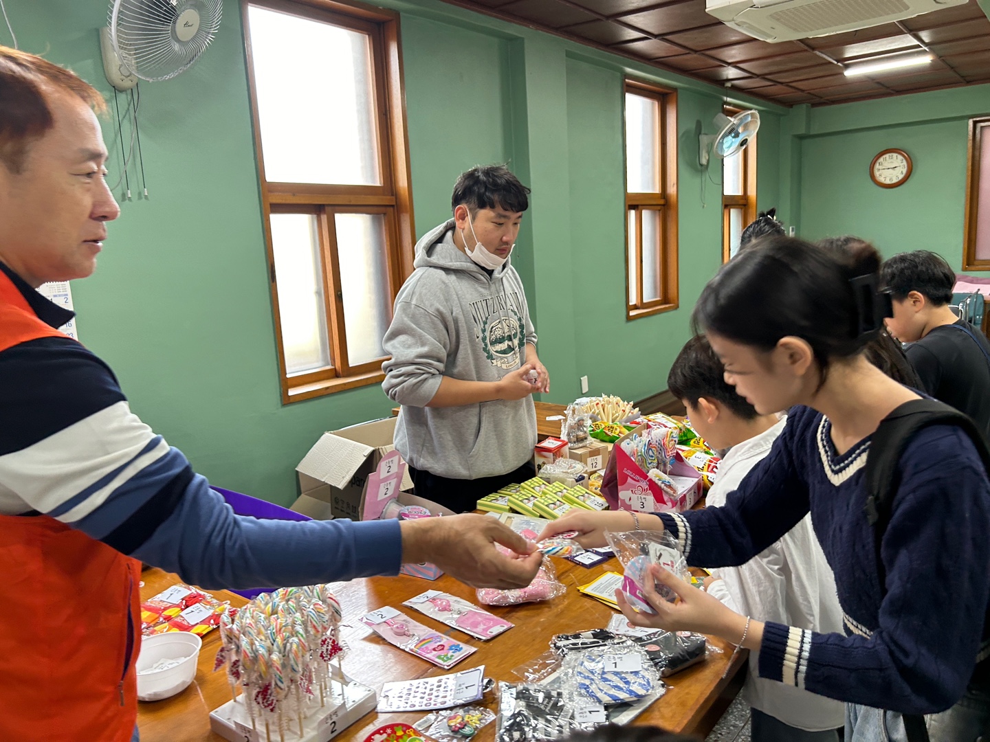 1731207514682-26.jpg